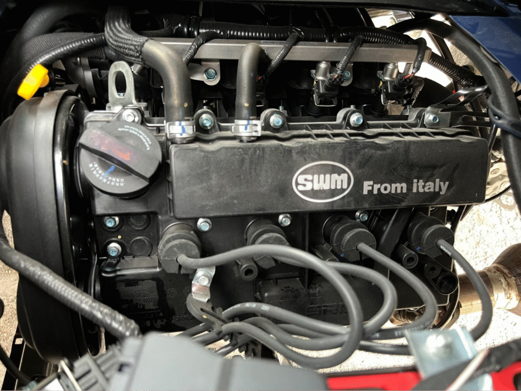 Động cơ xe tải SRM 930kg thùng khung