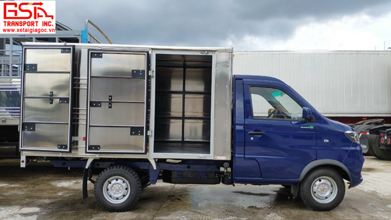 Kích thước thùng xe tải SRM 930kg thùng kín