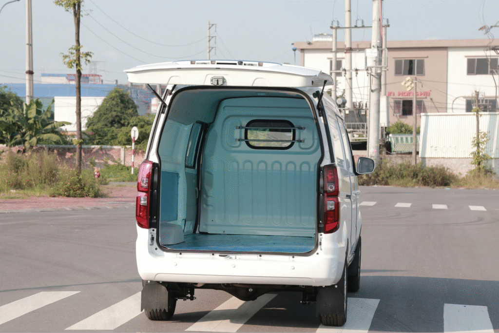 Kích thước thùng xe tải Van SRM 868 2 chỗ 