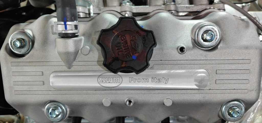 Động cơ xe tải SRM K990 thùng kín cánh dơi