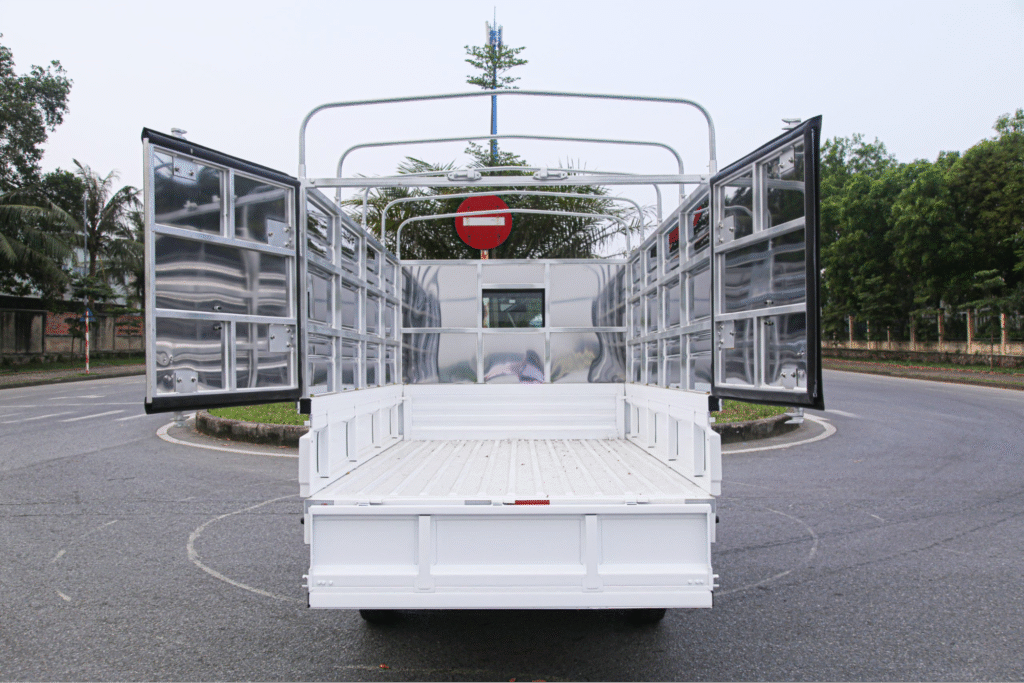 Kích thước thùng xe tải SRM K990 thùng khung mui