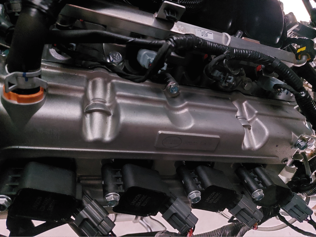 Động cơ xe tải SRM T50 thùng mui bạt inox