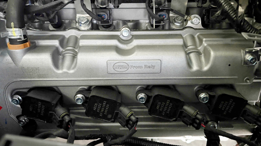 Động cơ xe tải van SRM X30 2 chỗ và SRM X30 5 chỗ