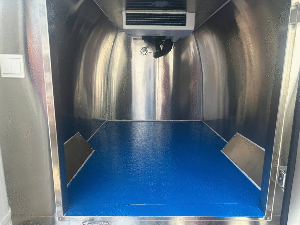 Kích thước thùng xe tải SRM X30i thùng đông lạnh