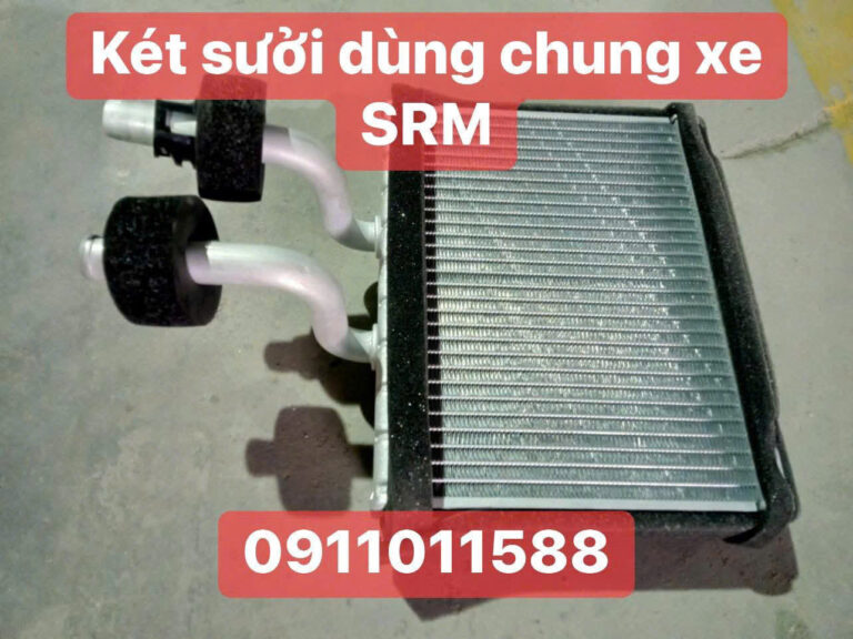 Két sưởi xe tải SRM chính hãng, thiết kế nhỏ gọn, lõi tản nhiệt dày, lắp đặt chuẩn theo xe.