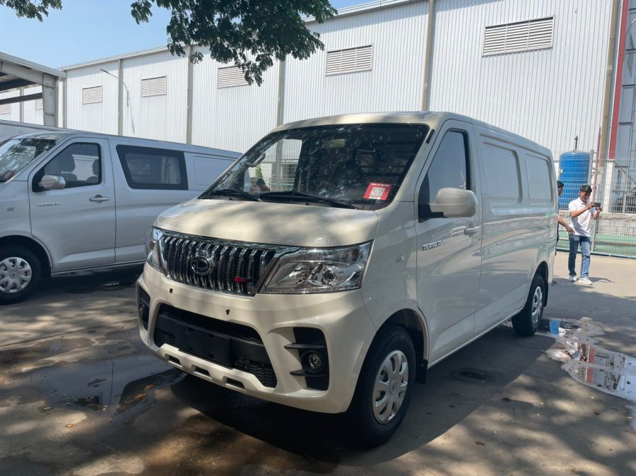 Xe tải van Tera V6 2 chỗ