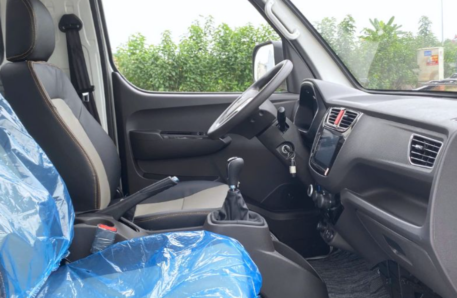 Nội thất xe tải Foton T25