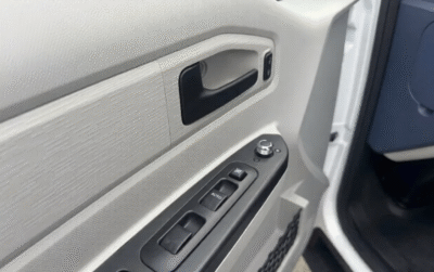 Cong-sac-xe-tai-dien-SRM-E60