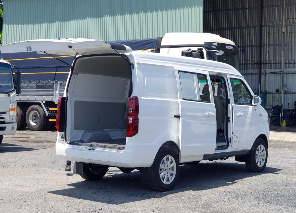 kich-thuoc-thung-hang-SRM-868-5-cho