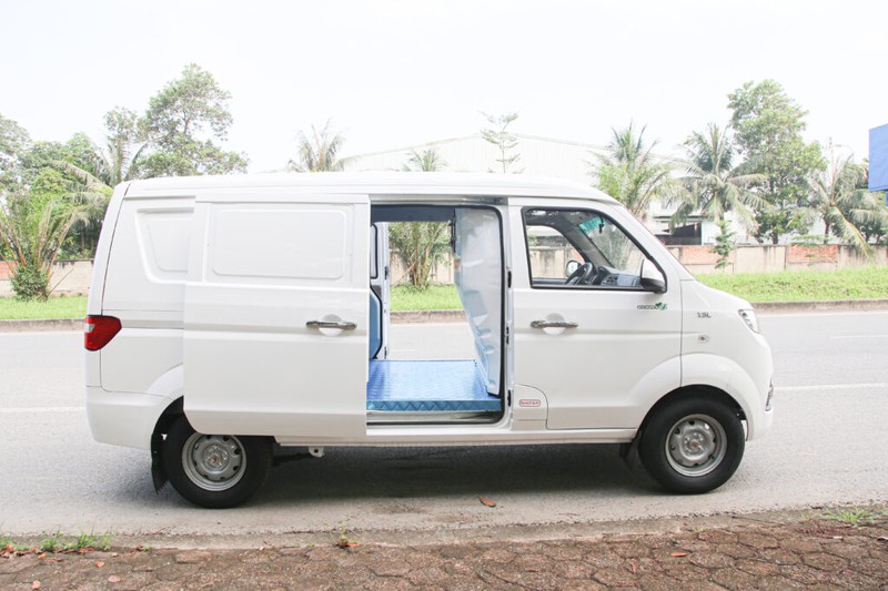 Xe tải van SRM X30i 2 chỗ 