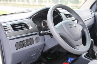 Nội thất xe tải SRM T30 thùng lửng 990kg