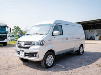 Ngoại thất xe tải Van SRM 868 2 chỗ 
