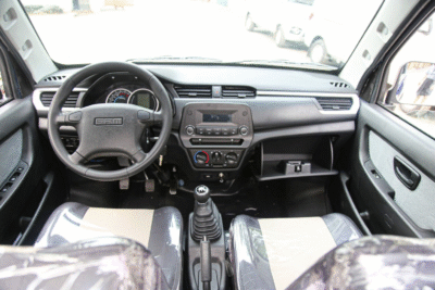 Nội thất xe tải SRM K990 thùng khung mui