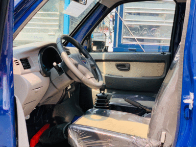 Nội thất xe tải SRM T15 thùng kín