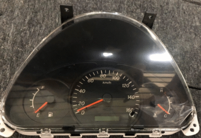 Đồng hồ táp lô Dongben chính hãng lắp cho xe tải SRM, hiển thị rõ ràng, kết nối chuẩn giắc zin theo xe.