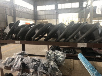 Vô lăng xe tải Dongben chính hãng, đúng chuẩn kích thước.