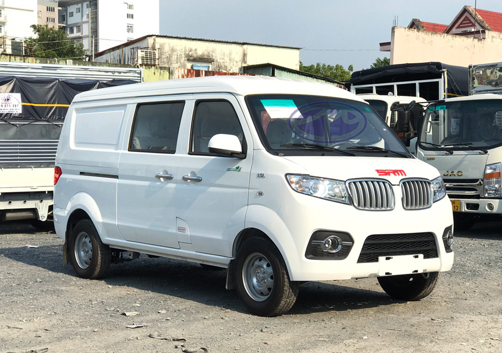 Ngoại thất xe tải van 5 chỗ SRM X30i V5