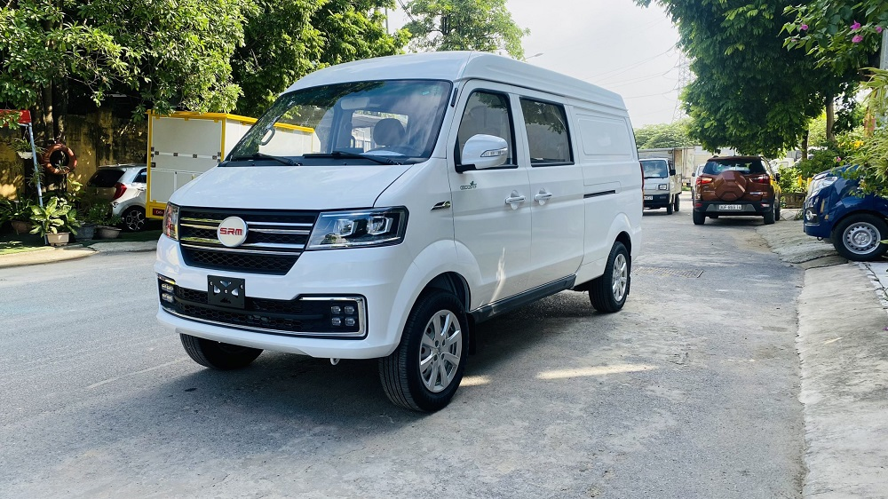 Ngoại thất xe tải van 5 chỗ SRM 868